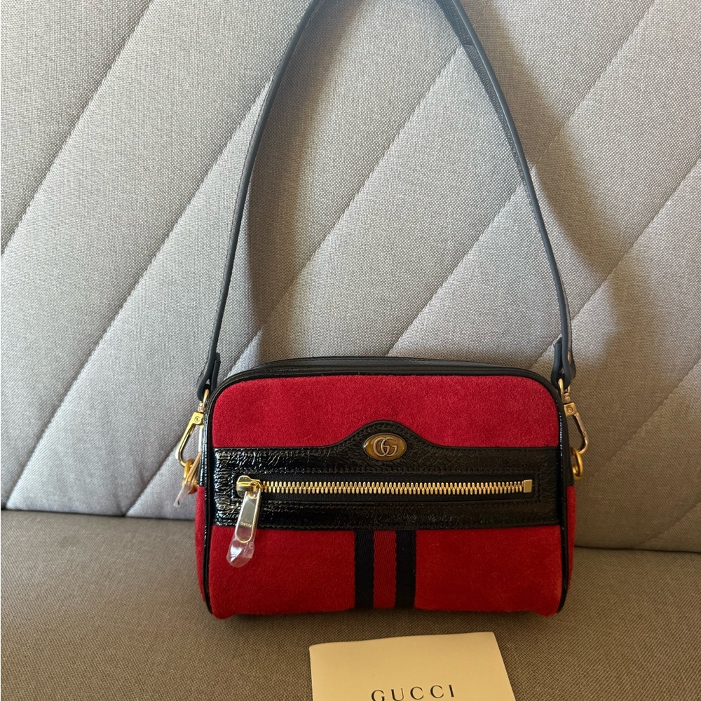 Gucci Red and Black Shoulder Bag